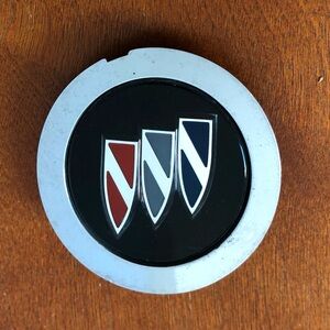 VINTAGE Buick OEM 1985-1989 Electra LaSabre Park Avenue Logo Hubcap Cover Emblem